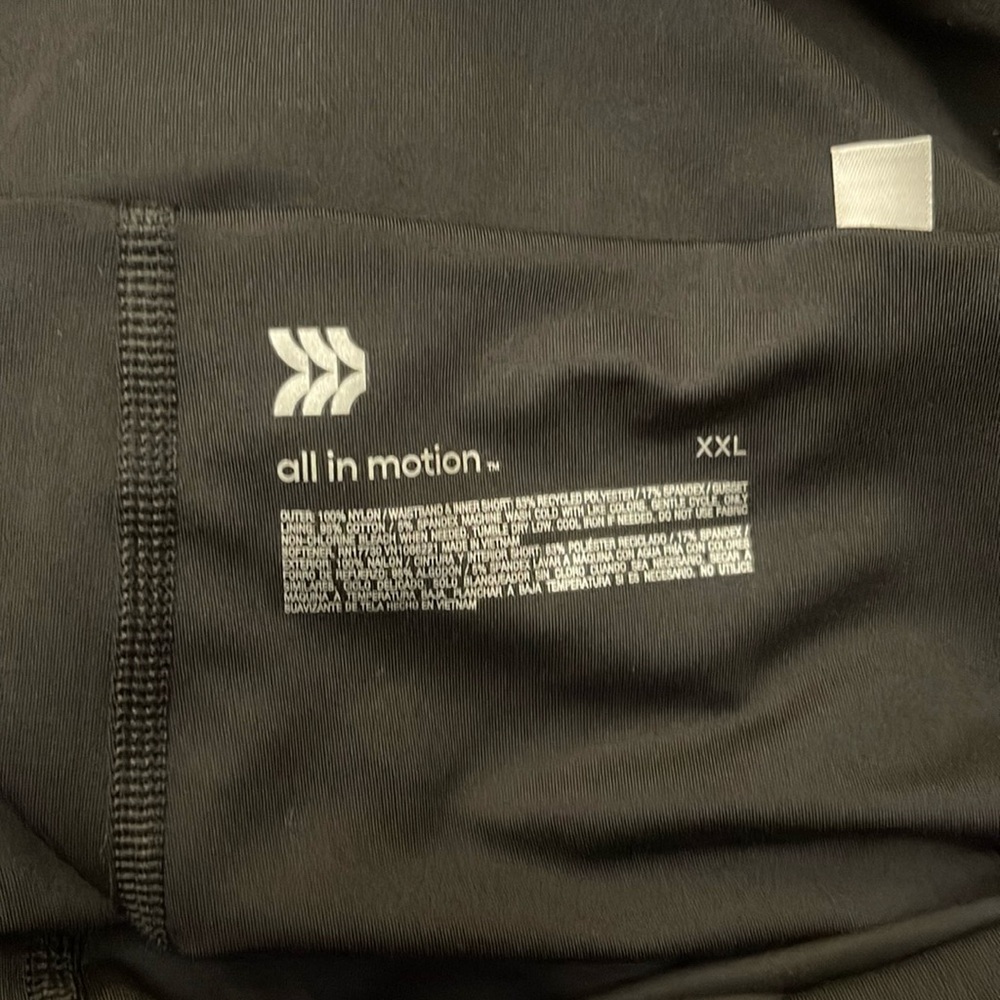 Women's Woven High-Rise 2-in-1 Run Shorts
3" - All In Motion™ Black XXL - Picture 3 of 3